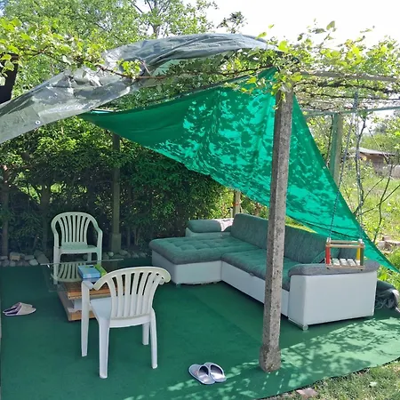 Campeggio Land For Your Tent Next To A River With A Garden Shack Get Two Bicycles And Two Water Floats Use The Pinpoint Location Not The Address To Get Here Bathroom Is A Bit Different So Check Youtube Video Riverrundusko Open Showers In A Nearby Camp Lubiana