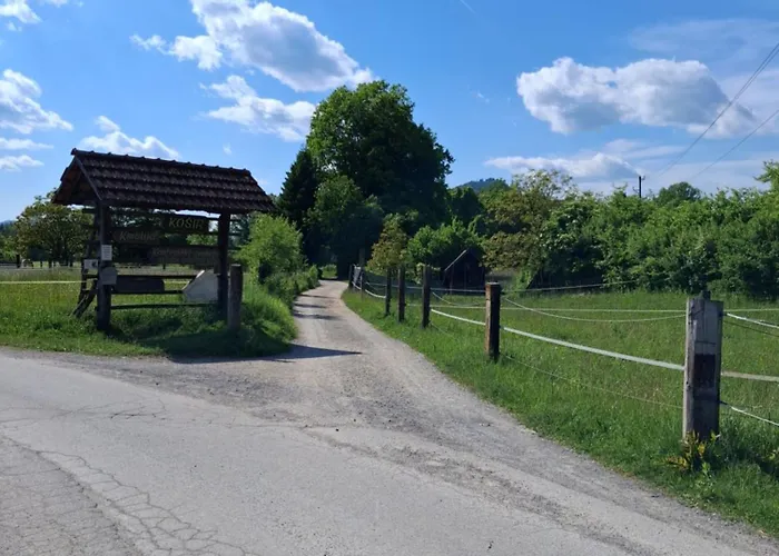 Land For Your Tent Next To A River With A Garden Shack Get Two Bicycles For Amazing Views And Two Water Floats For A River Run Use The Location Not The Address To Get Here Bathroom Is A Bit Different So Check Youtube Video Riverrundusko Campeggio *